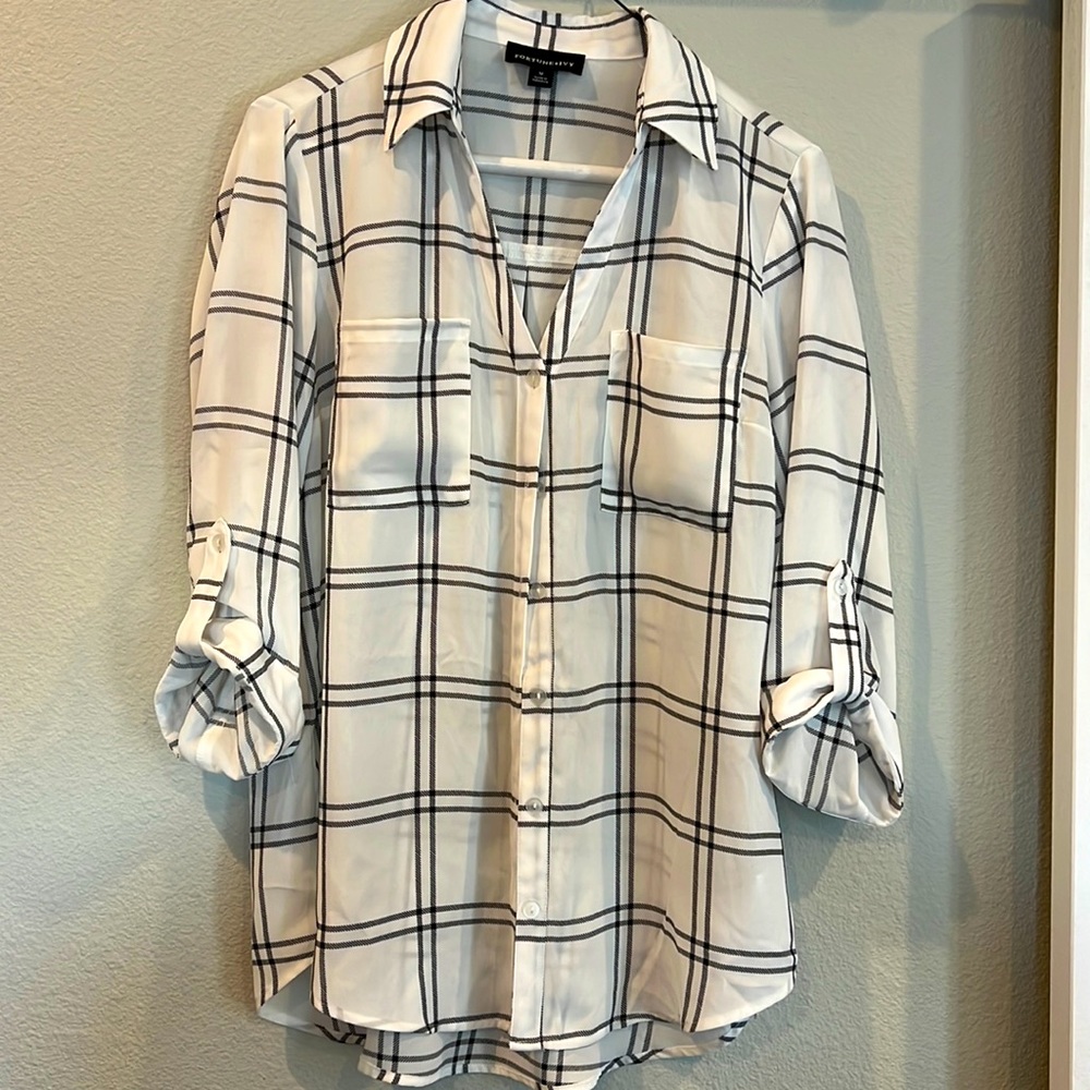 Womens 3/4 sleeve, button down plaid shirt